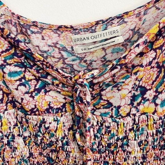 UO Old Soul Smocked Cropped Puff Long Sleeve Tie Blouse - Picture 10 of 11